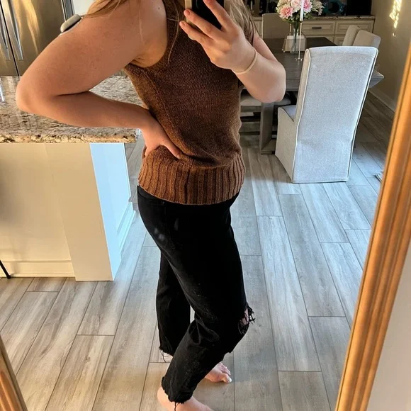 Universal thread brown knit tank - Picture 4 of 5